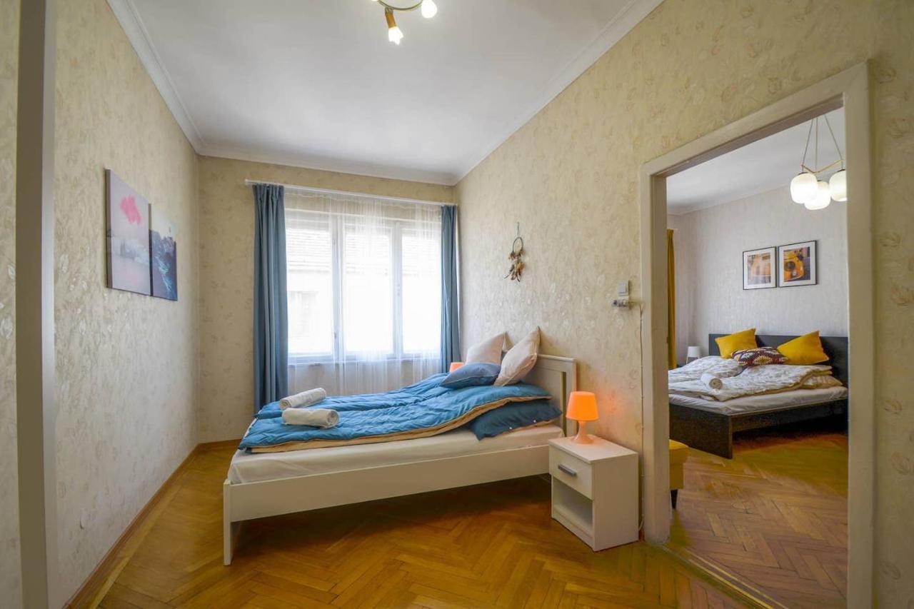 Apartamento Lonyay Gellert View 2Br Budapest Exterior foto
